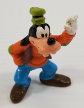 N) Walt Disney Goofy Plastic Figure Toy Cake Topper - £3.89 GBP