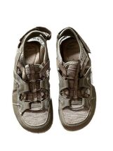 Earth Origins Adjustable Fisherman Sport Sandals Stretch Beige Size 6.5M - $20.75 CAD