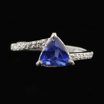 925 Sterling Silver 1.60 Ct Trillion Shape Simulated Tanzanite Women&#39;s Ring - £53.53 GBP