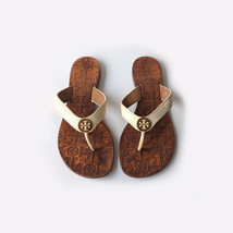 TORY BURCH Sandals Size 7.5 Vanilla Cream Leather Thora Flip Flop Flat Sandals - £38.28 GBP