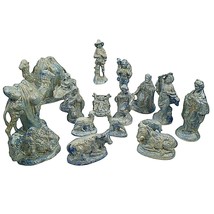 Vintage Christmas Nativity Set  Atlantic Mold 17 Pc Blue w Glitter Crackled - £54.52 GBP