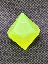Vintage Gamescience Translucent Yellow Green D10 Dice - $1,013.92 MXN