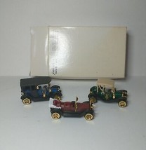 Vintage Diecast Ford models. Ford Model T Set of 3 Duecast Models 1:64 size - $13.85