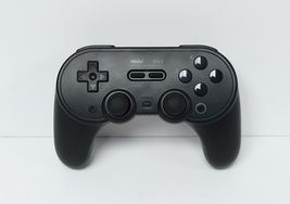 8BitDo Pro 2 80GJ03 Bluetooth Controller with Hall Effect Joysticks - Black image 2