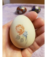 Womack&#39;s Collectibles Porcelain Egg Hand Painted Rose Flower 1.75&quot;  - £11.09 GBP