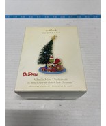 Collectible - Hallmark Keepsake A Smile Most Unpleasant Dr Seuss Ornamen... - $902.17 MXN