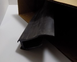 International 437015001 OEM Seal - €43,30 EUR