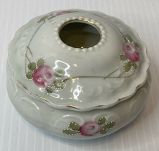 HAND-PAINTED NIPPON PORCELAIN MORIAGE COVERED HAIR RECEIVER FLORAL - $11.83