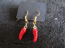Handmade Chilli Pepper Glass Drop Earrings - £5.78 GBP