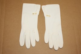 Vintage Ladies &quot;Aris&quot; Brand Cotton Ladies Women&#39;s White Button Gloves NOS - £10.24 GBP