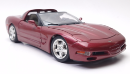 Bburago Red 1997 Chevrolet Corvette 3066 1:18 Diecast - $22.31