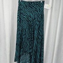 Honey &amp; Beau Women&#39;s Skirt Green &amp; Black Print Size 8 NWT - £30.79 GBP