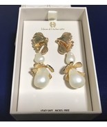 House of Harlow 1969 Gold Leaf and Faux Pearl Dangle Drop Earrings - $68.31 CAD