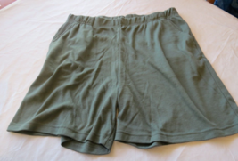 Unbranded Ladies Women&#39;s Casual Shorts Size 18/20 L Olive Green GUC Pre-... - £14.40 GBP