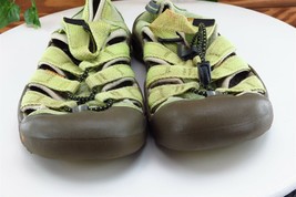 KEEN Youth Boys Shoes Sz 3 M Green Fabric Sport - £16.89 GBP