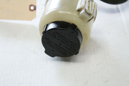2003-2005 NISSAN 350Z POWER STEEERING RESERVOIR TANK BOTTLE J7570 image 3