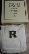 jewelry pendant avon monogram &quot;R&quot; new  - $17.06