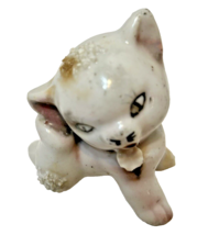 VTG Porcelain Kitschy Cat Figurine Handpainted Spaghetti Snow Sugar Texture 2.5&quot; - £9.75 GBP