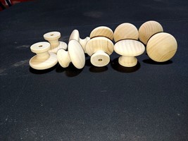 10 PIECES NEW UNFINISHED BLEACHED MAPLE 1&quot; ROUND WOOD CABINET KNOBS / PU... - £10.22 GBP