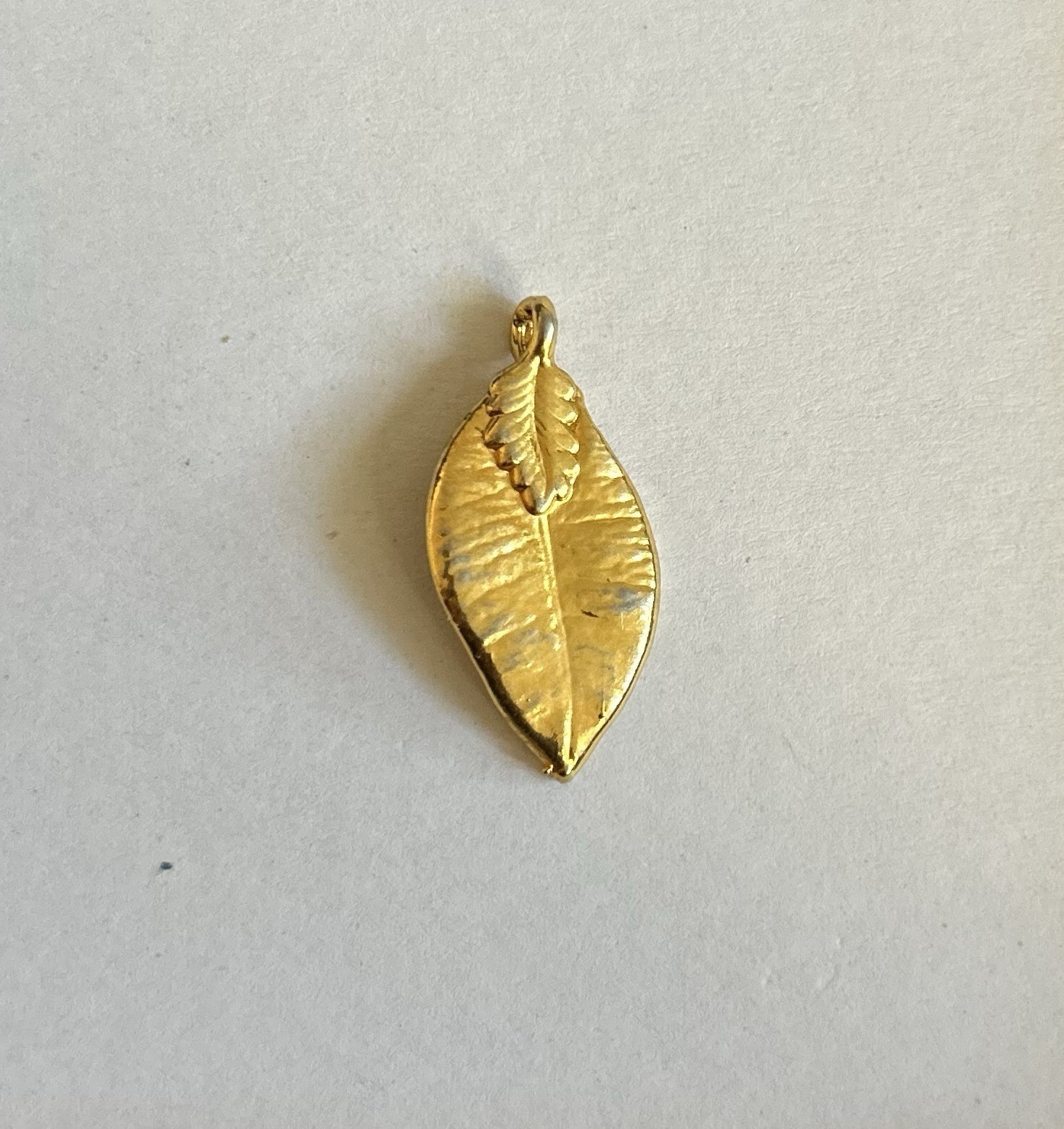 Vtg Hawaiian Maile Leaf Gold Dipped Pendant Charm - $19.79