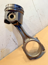 Caterpillar C13 Acert Engine Connecting Rod 2239150 and Piston OEM - $190.00