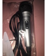 Microphone Silver And Black - $36.25 CAD