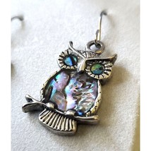 A. T. STORRS Earrings OWL Glacier Pearl Multi-color Iridescent Jewelry BOX - £21.49 GBP