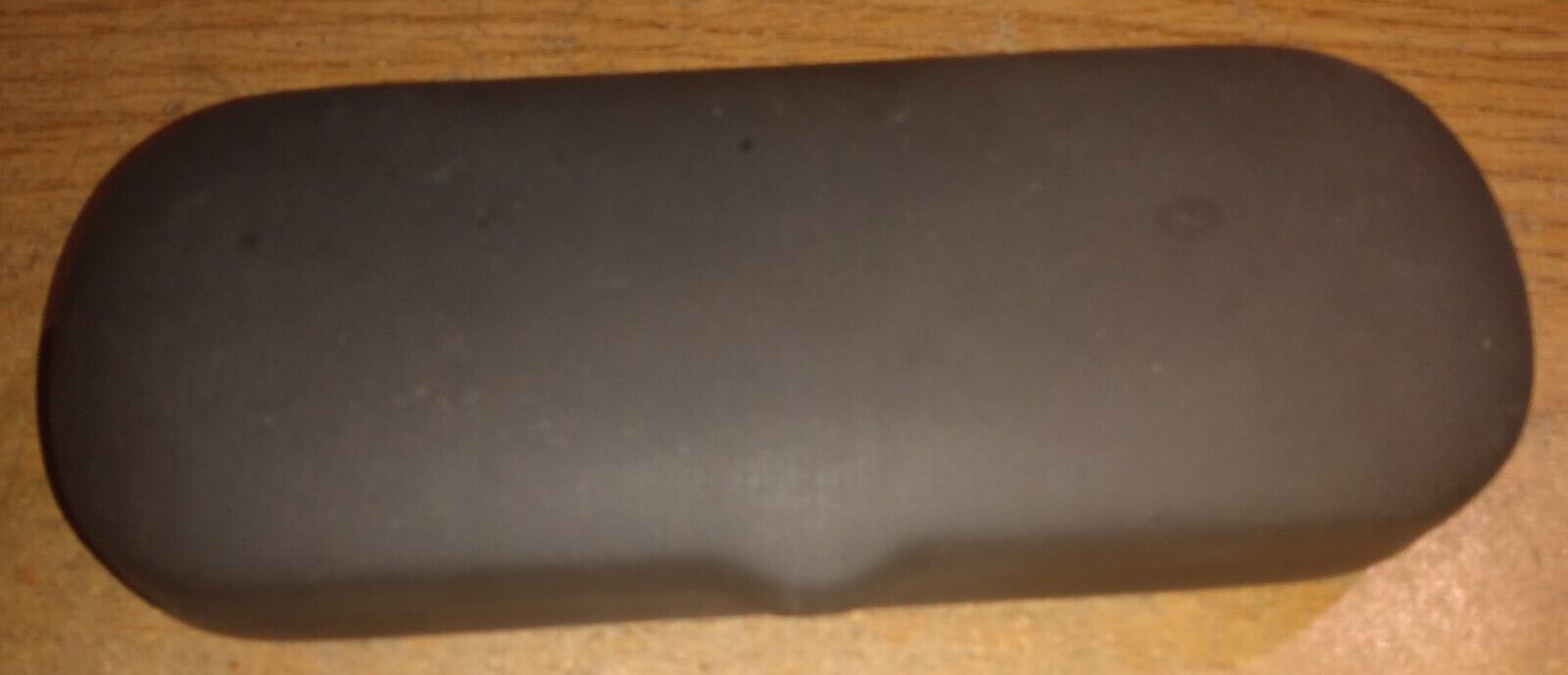Large Black Hard Clamshell Eyeglasses Sunglasses Case - $2.00