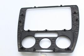 11-18 VOLKSWAGEN JETTA DASH CENTER TRIM BEZEL Q0190 image 10