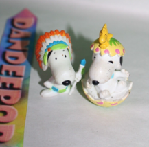 2 Piece Vintage Snoopy Peanuts Rare Vinyl Toy Figurines In Easter Egg, Headdress - £23.38 GBP