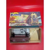 Athearn 5406 HO 34' Offset Side Hopper Milwaukee Road MILW 94537 Kit - $12.97