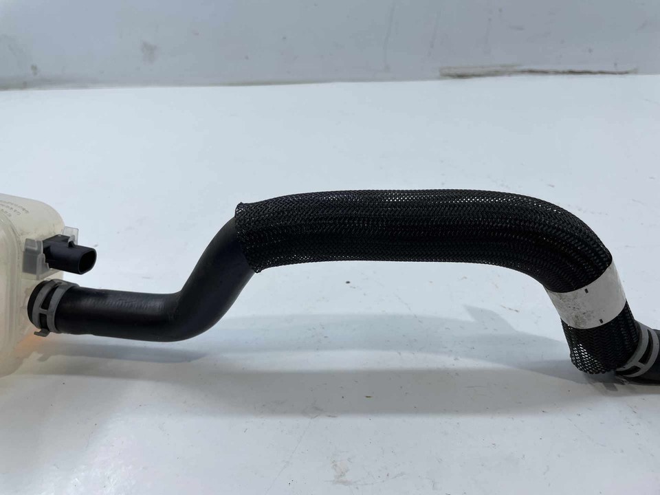 2023 Chevy Bolt EUV LT Drive Motor Battery Surge Tank With Hose & Cap 42769329 Item image 7