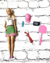 Mattel 2017 Barbie I Can be a Pizza Chef With Some Accessories - $12.00