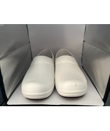 Crocs White Dual Comfort Shoe Womens Size 5 Professional Clog Closed Toe - £37.37 GBP