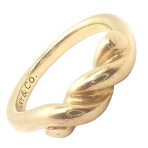 Authenticity Guarantee 
Tiffany &amp; Co 18k Yellow Gold Knot Ring Sz 6 - £1,055.14 GBP