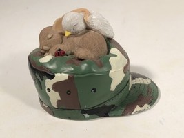 CHARMING TAILS Enesco Sharing a Dream of Peace 4020501 Army Cap American... - £23.34 GBP
