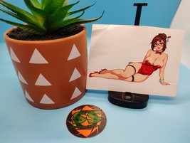 (4.5 Inches) Overwatch - Mei (Bunny Suit) - Water-Resistant Sticker - $5.99