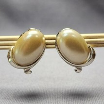 Vintage Faux Pearl Silver-tone Stud Clip-on Earrings Estate Costume Jewelry - £13.30 GBP