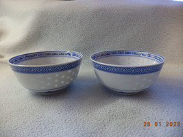 Ref 001 Set Of Two  Chinese Blue And White Floral Rice Pattern Bowl Jingdezhen - £14.74 GBP