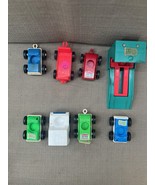 Vintage FISHER-PRICE PARKING RAMP CAR LIFT &amp; 7 CARS Accessories Replacem... - $385.73 MXN
