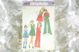 SIMPLICITY 7109 Pattern girl's 10 M short skirt, pants w/bib, vest  (sew... - $1.20