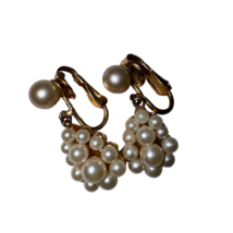 Vintage Trifari gold tone faux pearl clasp earrings - £40.18 GBP