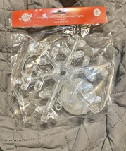 Christmas House. Hanging Silhouette Snowflake Light - $13.95 CAD