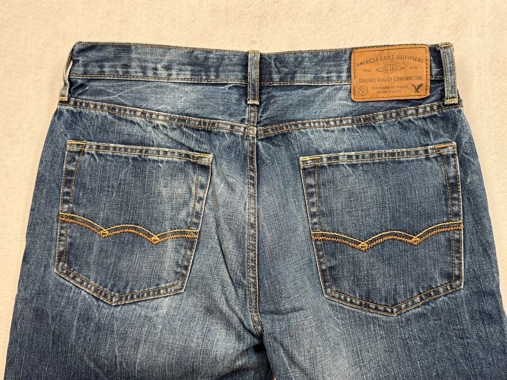 American Eagle Outfitters Slim Straight Jeans Lot of 2 Medium Wash Mens 32 x 34 Item image 5