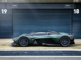 Aston Martin Valkyrie Spider 2022 Poster 24 X 32 | 18 X 24 | 12 X 16 #CR-1471102 - £14.99 GBP+