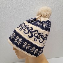Vintage 100% Wool Winter Knit Beanie Hat Pom Pom White Blue Made In USA - £13.84 GBP