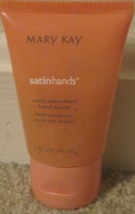 Mary Kay Satin Hands-Satin Smoothie Hand Scrub 2 oz - $18.00