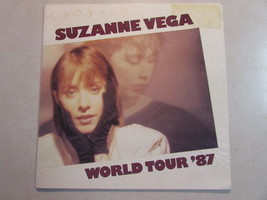 Suzanne Vega World Tour &#39;87 Program Book Solitude Standing Eclectic Folk Artist - £11.67 GBP