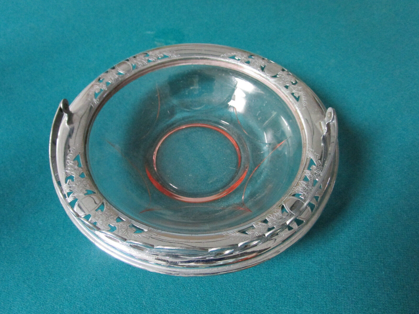 BRIDAL BASKET PINK DEPRESSION GLASS WITH SILVERPLATE RIM HANDLE [gl-10]  - $105.92