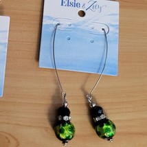 Green Glass Bead Hook Dangle Earring - €11,95 EUR